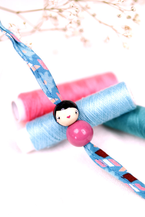 (image pour) Poupée Couture